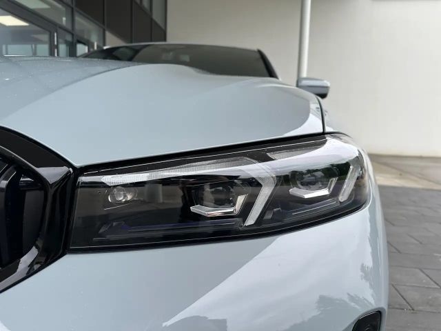 BMW 318 318d M-Sport Sedan