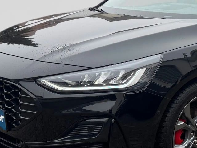 Ford Focus ST Line Wagon