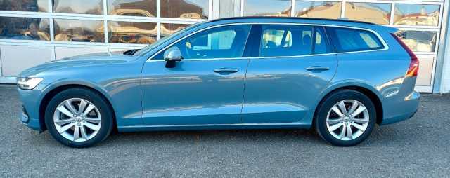 Volvo V60 Momentum