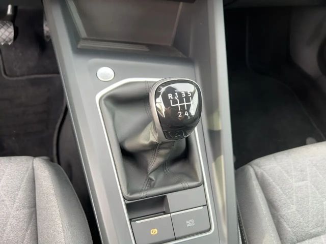 Volkswagen Golf 1.5 TSI Variant