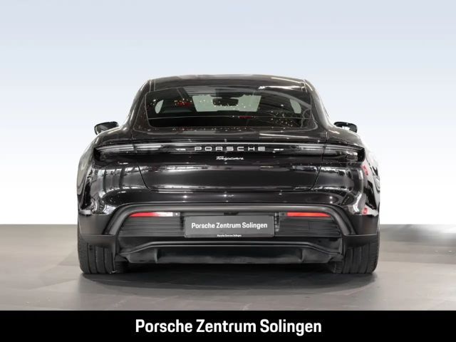 Porsche Taycan Bose Panoramdach Sport Chrono Paket