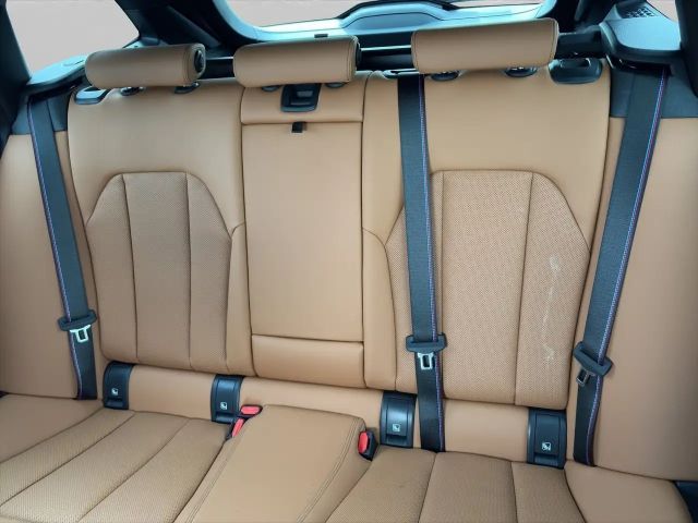 BMW 320 320i M-Sport Touring