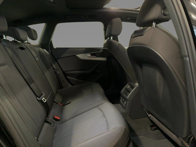 Audi A4 45 TFSI Avant Quattro S-Tronic