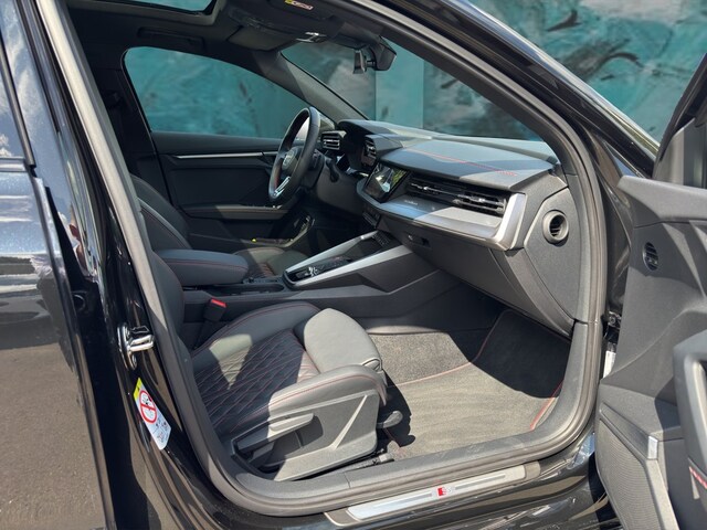 Audi S3 Quattro S-Tronic Sedan