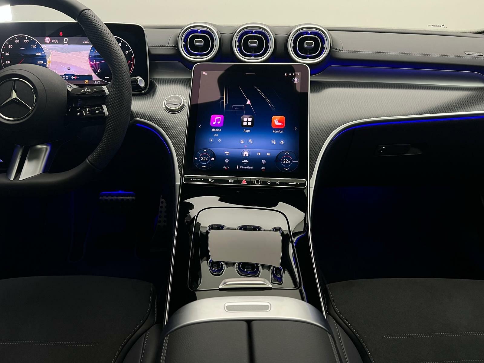 Mercedes-Benz C 180 AMG Line Sedan