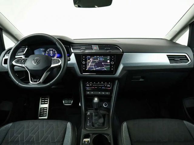 Volkswagen Touran 1.5 TSI DSG IQ.Drive
