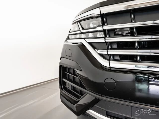 Volkswagen Touareg 4Motion R-Line