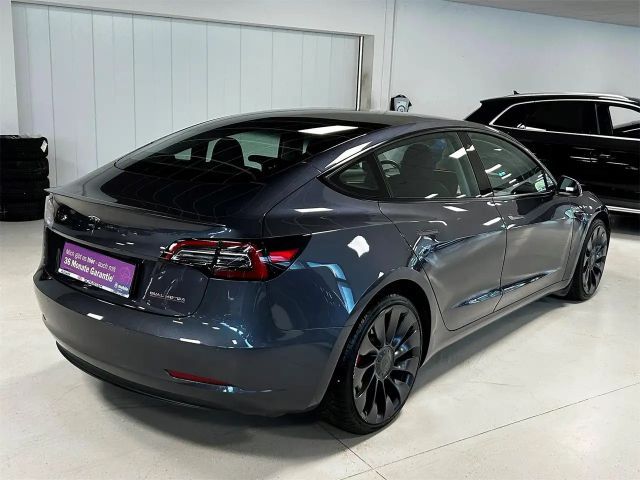 Tesla Model 3 AWD Performance