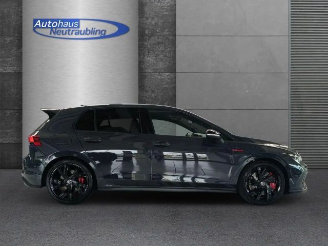 Volkswagen Golf 2.0 TSI DSG