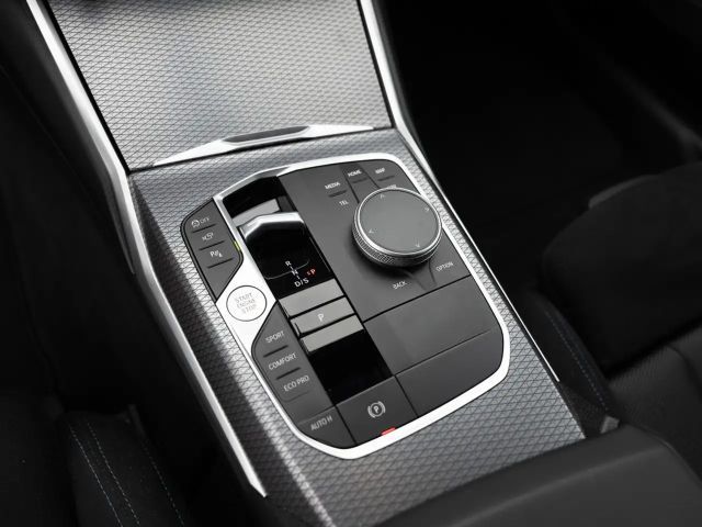 BMW 320 320d M-Sport Touring