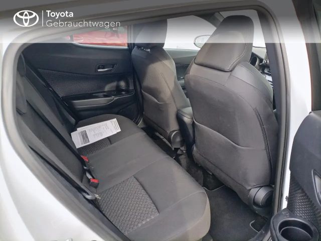 Toyota C-HR Hybride Team D