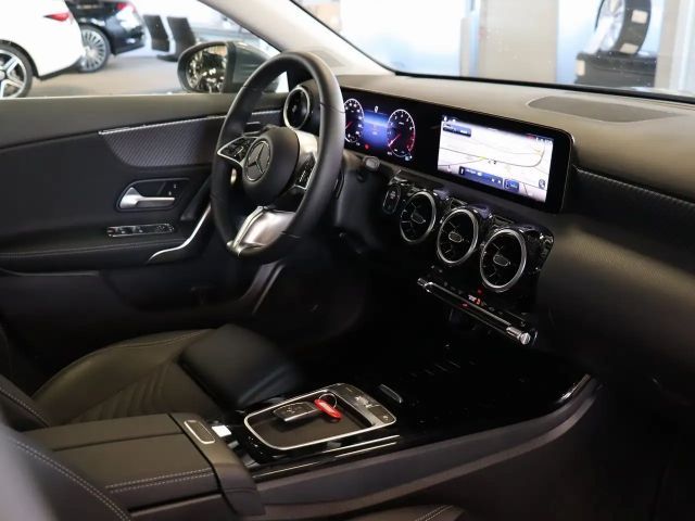 Mercedes-Benz A 180 Progressive