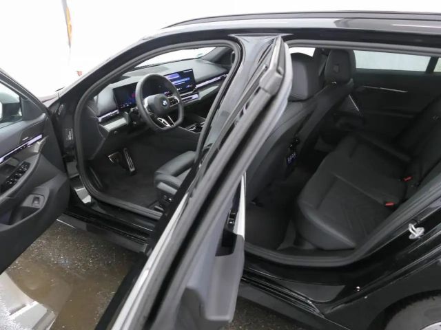 BMW 520 520d M-Sport Touring xDrive