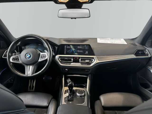 BMW 330 330e M-Sport Touring xDrive