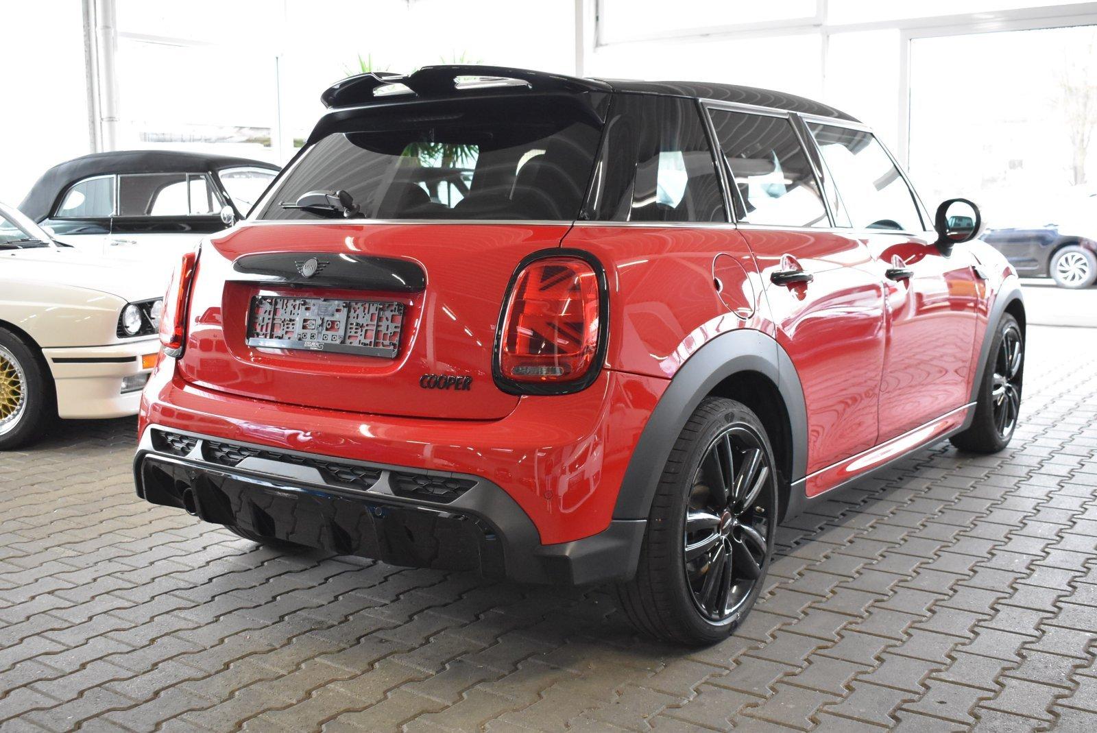 MINI Cooper John Cooper Works