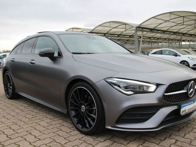 Mercedes-Benz CLA 200 AMG Line