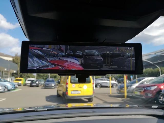 Renault Scenic E-Tech Iconic