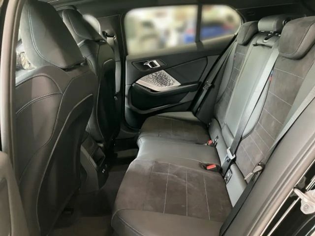 BMW 118 118d 5-deurs Sedan