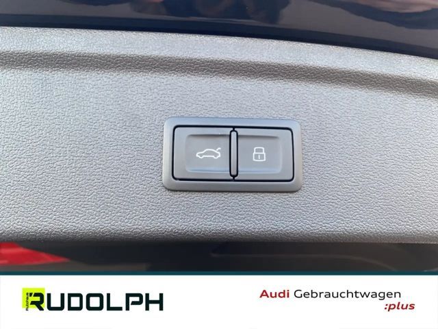 Audi A3 35 TFSI S-Line S-Tronic Sedan