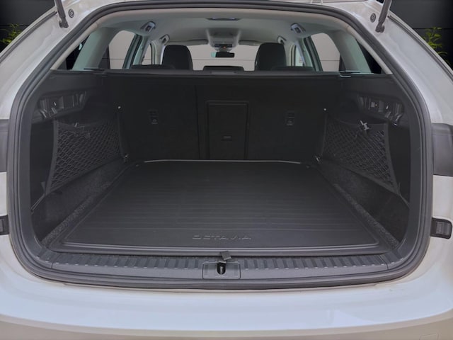 Skoda Octavia 2.0 TDI Combi Style Style