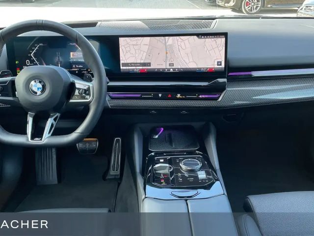 BMW 520 520i M-Sport Sedan