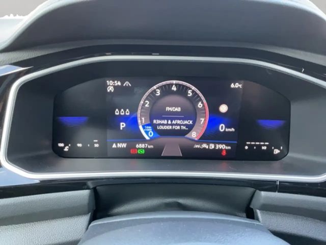 Volkswagen T-Roc 1.5 TSI DSG R-Line