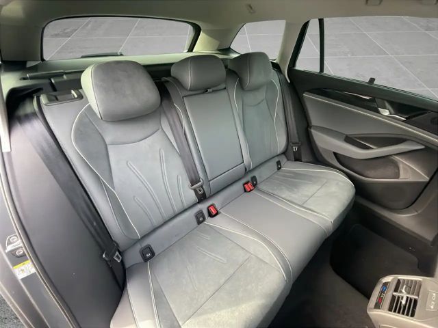 Volkswagen Passat 2.0 TDI Business DSG Variant