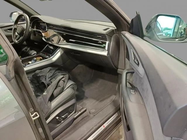 Audi Q8 55 TFSI Hybride Quattro