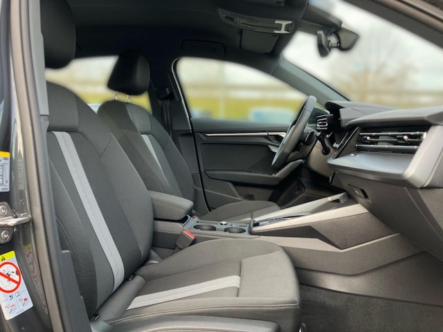 Audi A3 35 TFSI S-Tronic Sedan