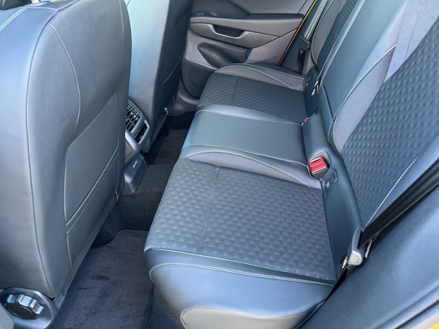 Volkswagen T-Roc 1.5 eTSI IQ.Drive R-Line Style