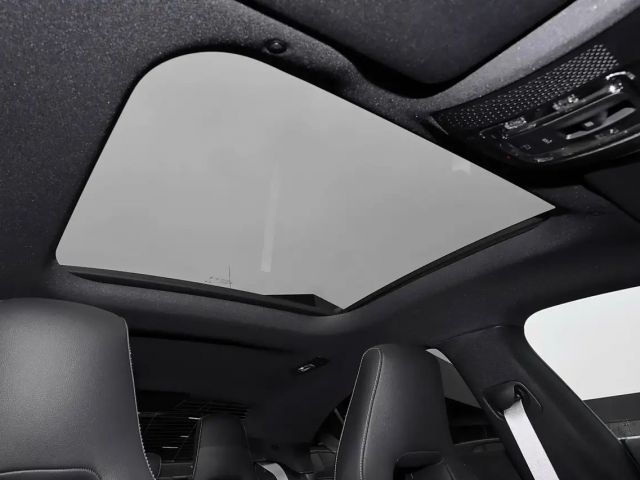 Mercedes-Benz CLA 180 AMG Line Coupé