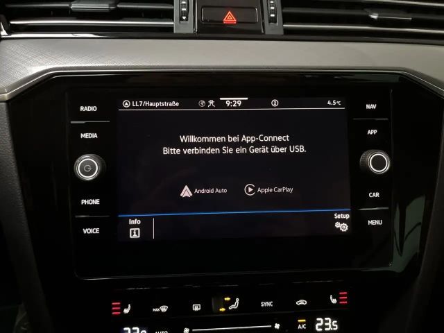 Volkswagen Passat 2.0 TSI Business DSG Variant