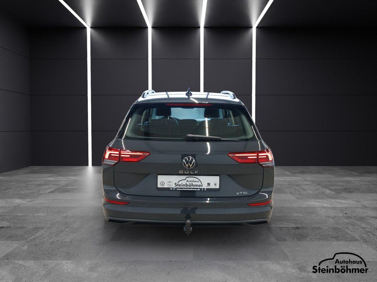 Volkswagen Golf 1.5 eTSI DSG Life Variant