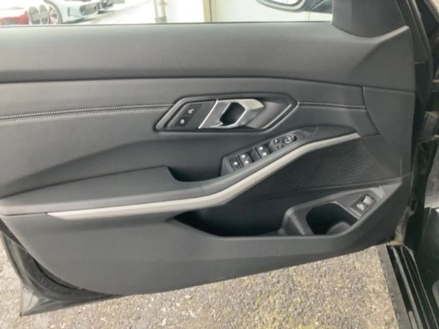 BMW 320 320d Touring