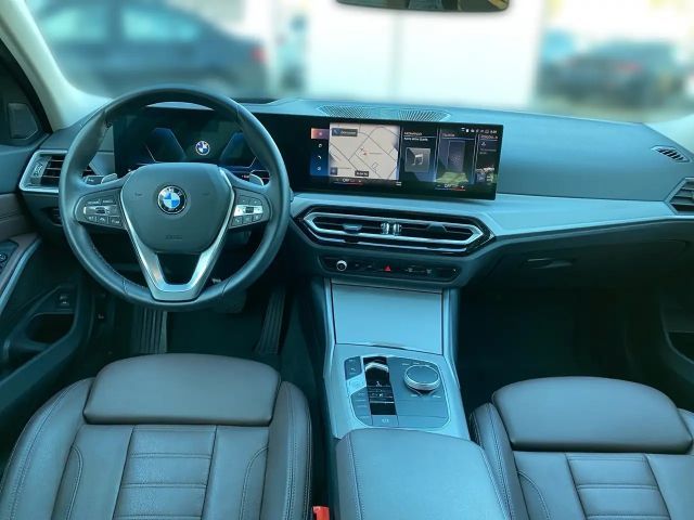 BMW 330 330i Touring xDrive