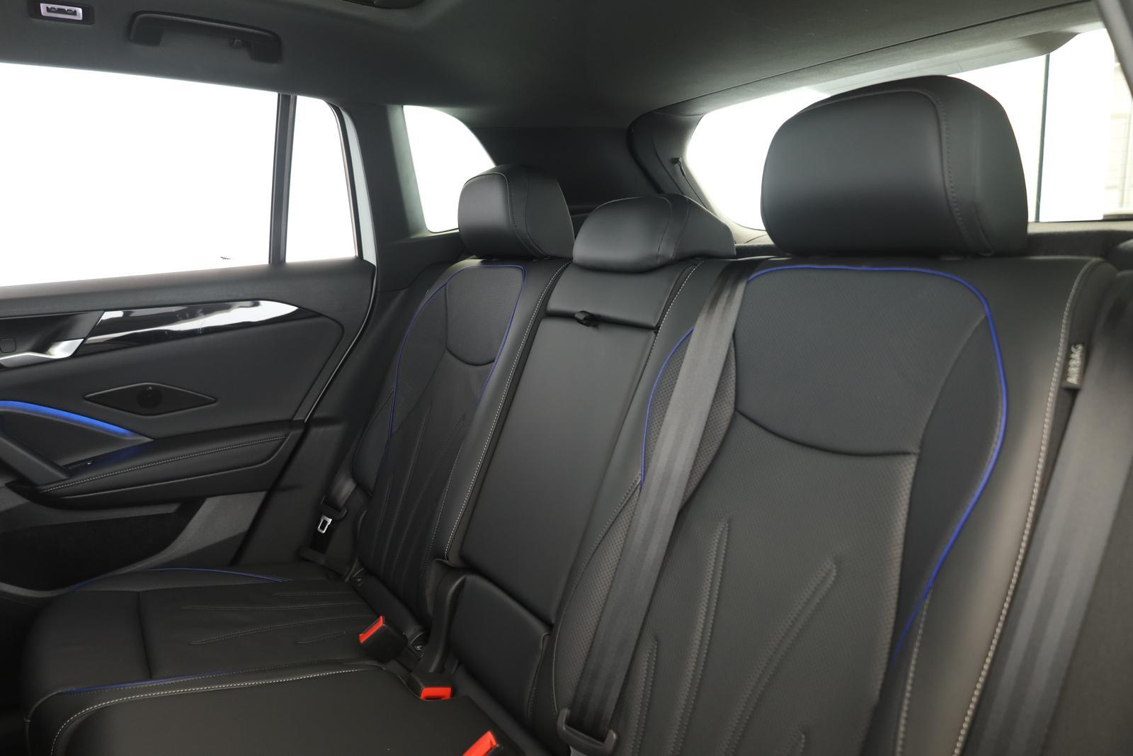 Volkswagen Tiguan 2.0 TSI DSG IQ.Drive R-Line