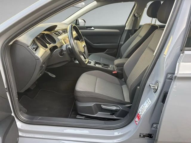 Volkswagen Passat 1.5 TSI DSG Variant