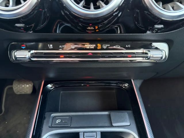 Mercedes-Benz GLA 200 Style