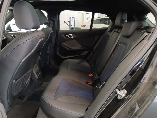 BMW 118 118i M-Sport Sedan