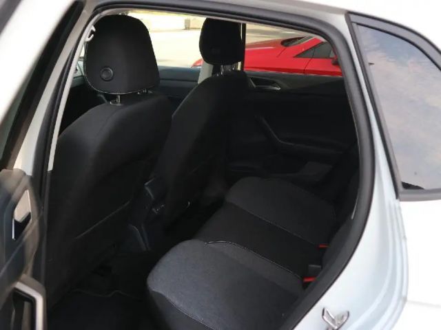 Volkswagen Polo Move