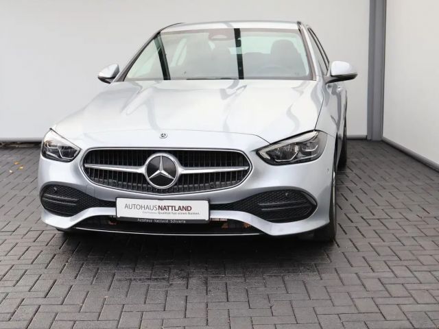 Mercedes-Benz C 180 AVANTGARDE Sedan