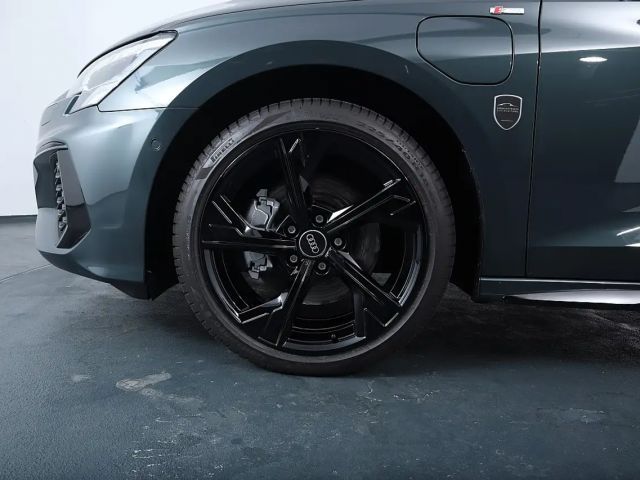 Audi A3 Hybride S-Line Sedan