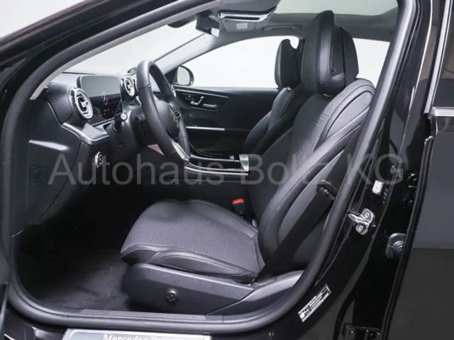 Mercedes-Benz C 180 AVANTGARDE Sedan