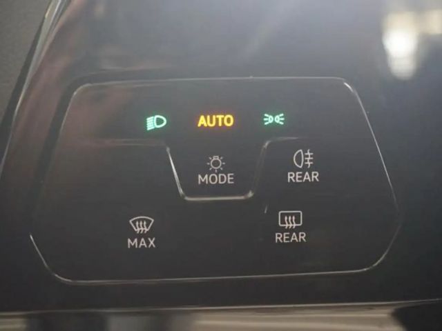 Volkswagen Golf DSG Variant