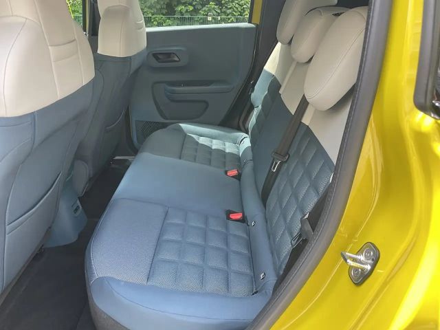 Fiat Grande Panda E La Prima