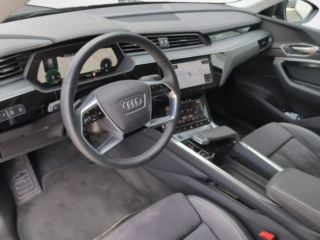 Audi Q8 e-tron 50 Business Quattro