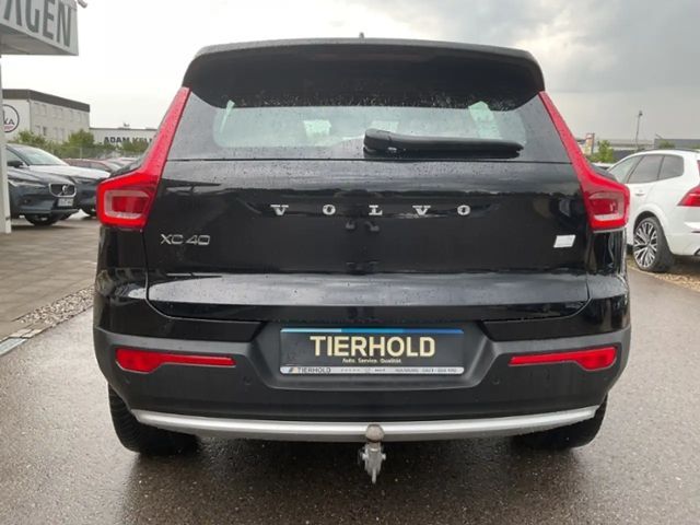 Volvo XC40 Core T4