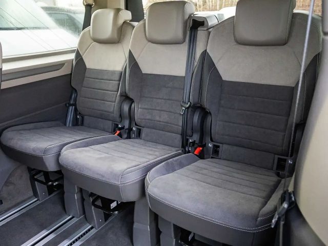 Volkswagen Multivan 2.0 TDI DSG Style T7