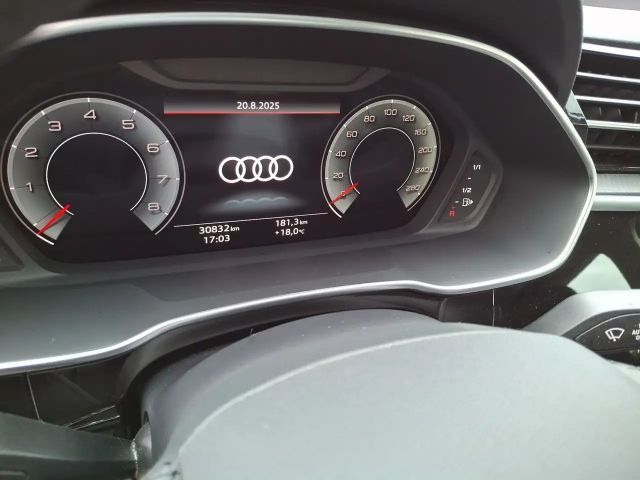 Audi Q3 35 TFSI S-Tronic