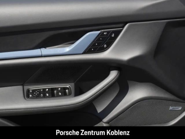 Porsche Taycan 4 Cross Turismo